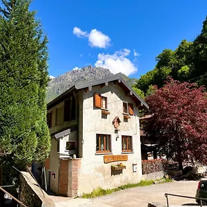 Agriturismo La Vecchia Chioderia Séjour à la ferme Grandola ed Uniti
